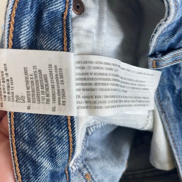 Abercrombie Low Rise Short Distressed Cutoff Denim Shorts - Size 29/8 - Picture 4 of 4